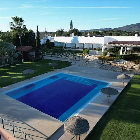 Quinta Saleiro Guesthouse-2