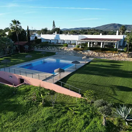 Quinta Saleiro Guesthouse-3