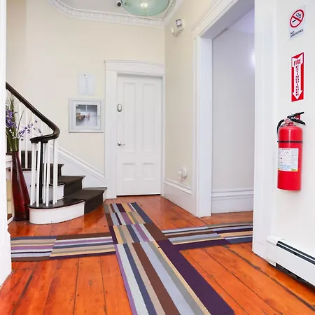 Charming & Stylish Studio On Beacon Hill #12-2