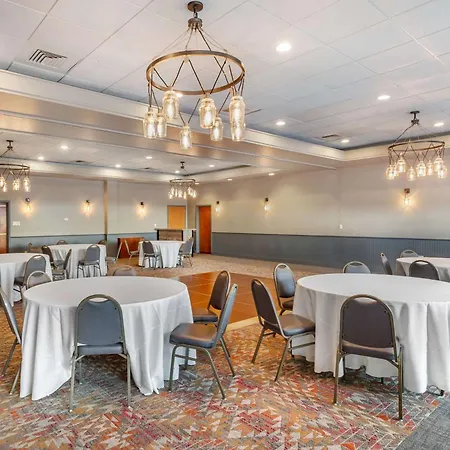 Comfort Inn & Suites Logan International Airport-2