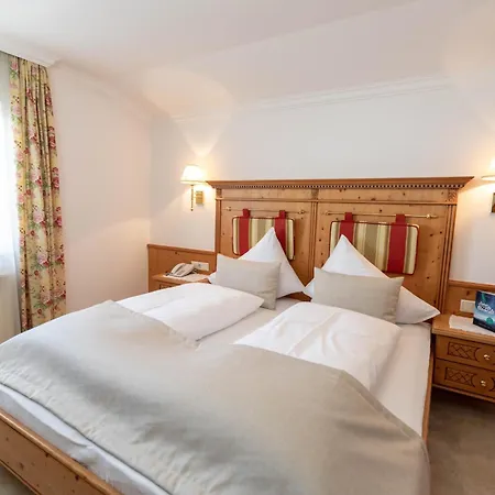 Alpines Gourmet Hotel Montanara-3