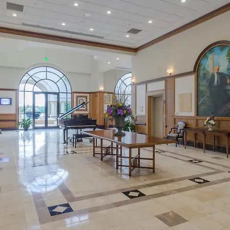 The Cook Hotel And Conference Center At Lsu-2