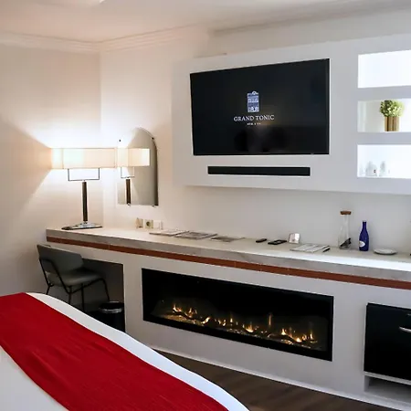 Grand Tonic Hotel & Spa Nuxe-2