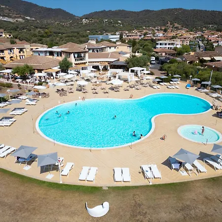 Hotel Charme Baia Del Porto-3