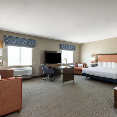 Hampton Inn & Suites Woodward-3