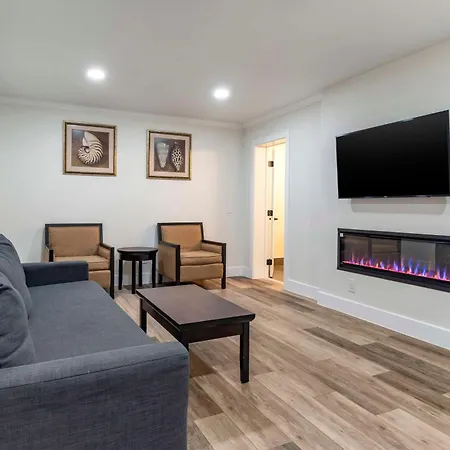 Best Western Carmel'S Town House Lodge-2