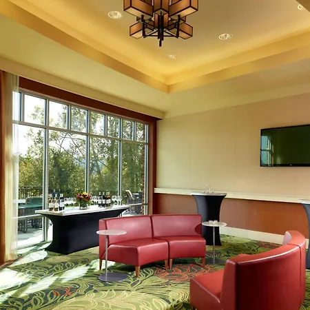Meadowview Marriott Conference Resort And Convention Center-2