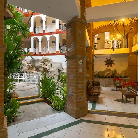Hotel Encino Malecón Centro Puerto Vallarta-2