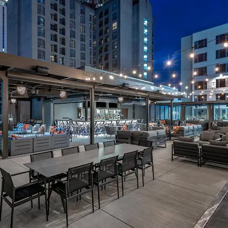 Ac Hotel By Marriott Atlanta Midtown-3