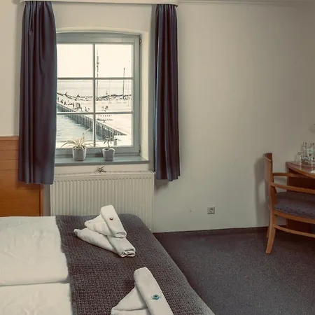 Hiddenseer Hotel-2