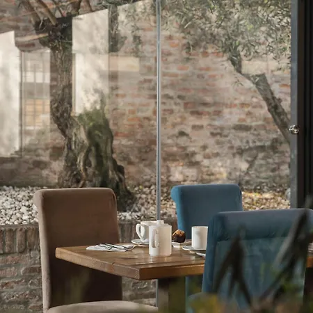 Maxxim Hotel & Loft-2