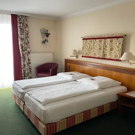 Hotel Weinstube Ochsen-3