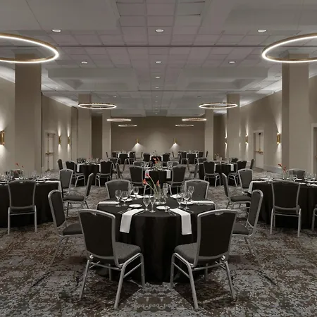 Renaissance Chicago North Shore Hotel-3