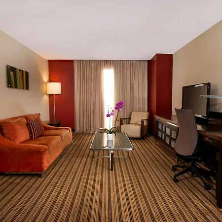 Renaissance Caracas La Castellana Hotel-3
