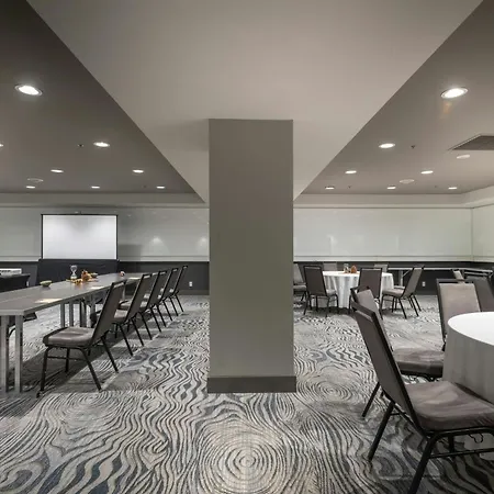 Renaissance Reno Downtown Hotel & Spa-3