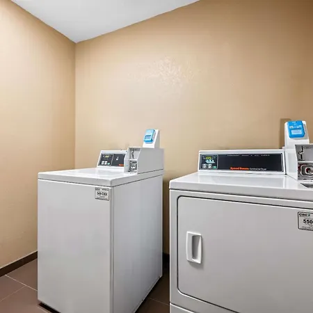 Comfort Suites Cullman I-65 Exit 310-3