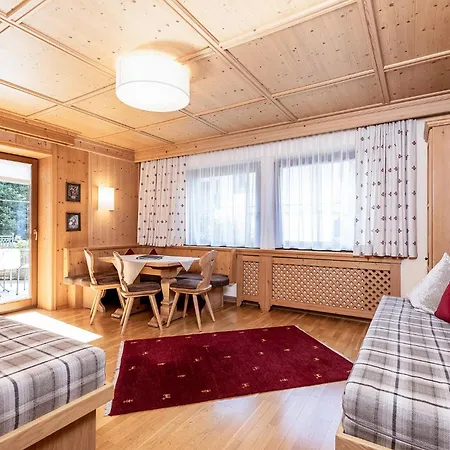 Aparthotel Landhaus St. Joseph-3