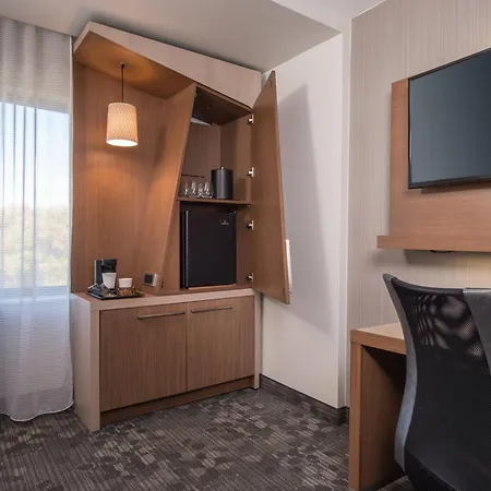 Courtyard By Marriott Shippensburg-2