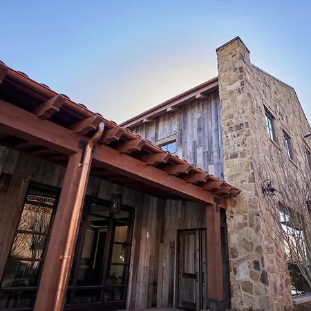 Hotel Drover, Autograph Collection-2