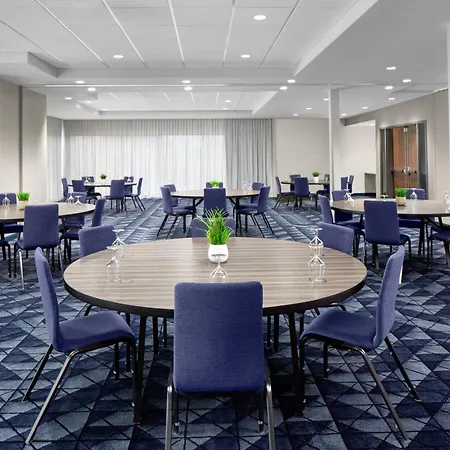 Courtyard By Marriott Lansing Downtown-2