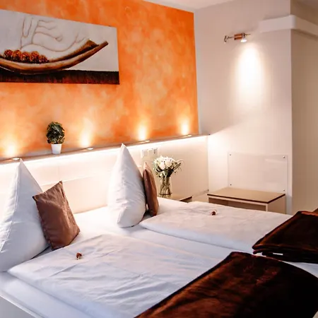 Central Hotel Garni-2