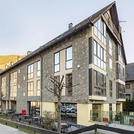 Aparthotel Nou Vielha-2