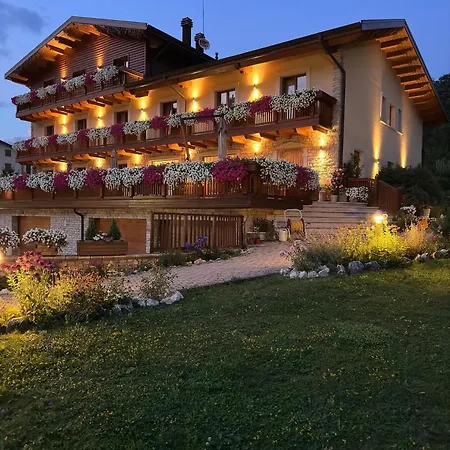 Boutique Hotel Il Riccio - Adults Only-3