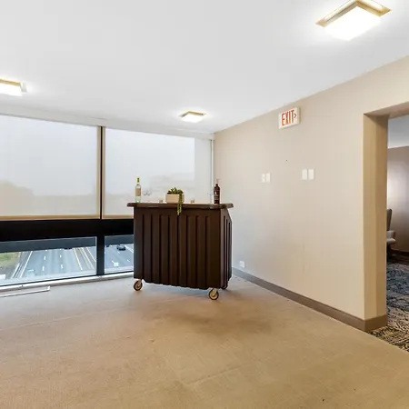 Four Points By Sheraton Boston Newton-2