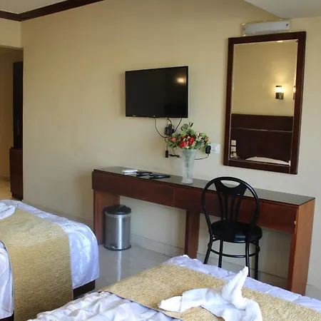 Pharaohs Hotel-2