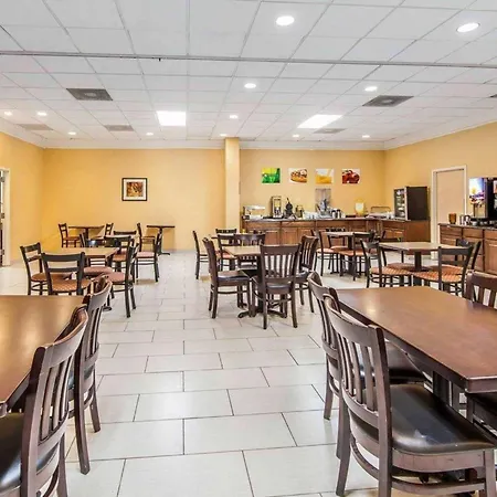 Wingate By Wyndham Marietta Conference Center Ohio-3
