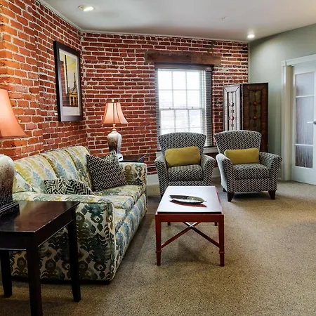 Lancaster Arts Hotel-3
