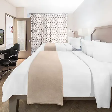 Hollywood Hotel-3