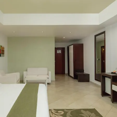 Peninsula Hotel Dar Es Salaam-2