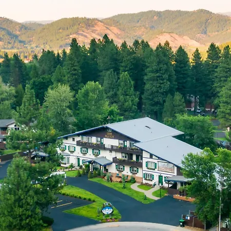 Blue Elk Inn-3