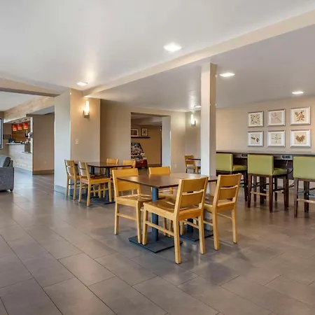 Comfort Inn & Suites Liverpool - Syracuse North-2
