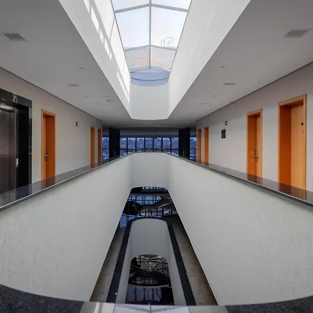 Nohotel Premium Americana-3