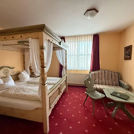 Landhotel Burgenblick-2