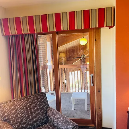 Baymont By Wyndham Indianapolis-3