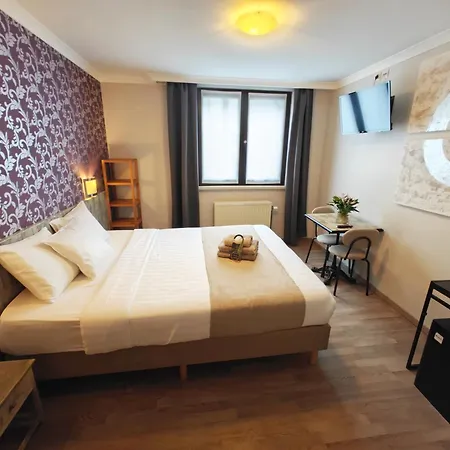 Hotel Tropicana-2