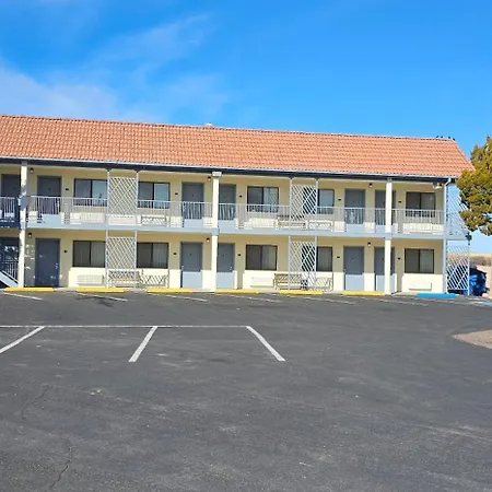 Travel Inn & Suite-3