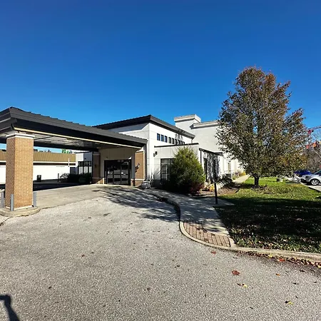 Comfort Inn Bloomington Near University-2
