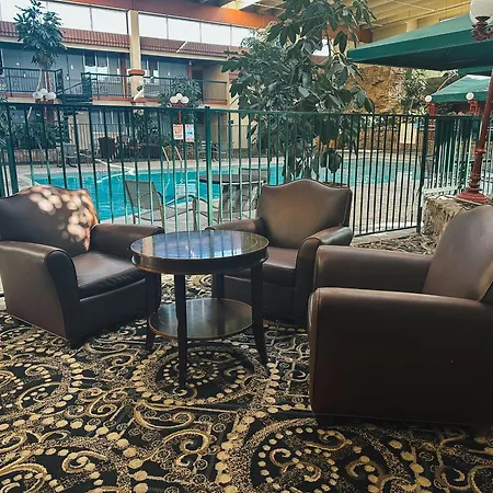 Clarion Inn-2