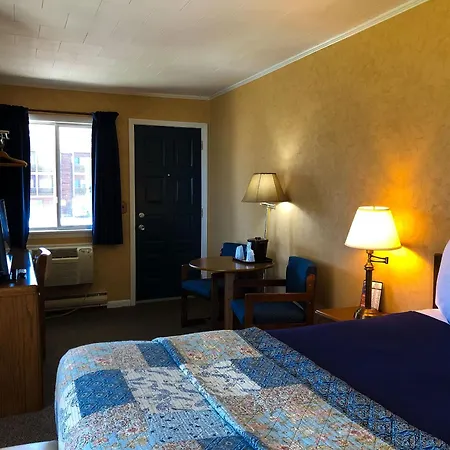 Riviera Motel-2