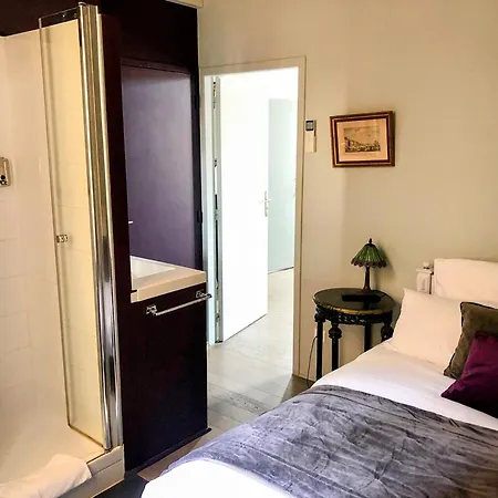 Au Coeur De Bordeaux B&B-2
