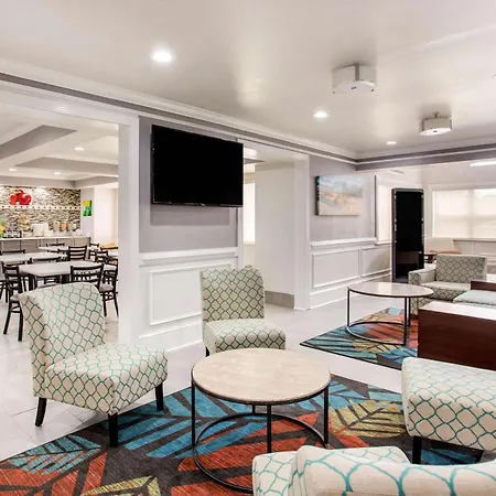 Quality Inn & Suites Myrtle Beach Near Outlets-3