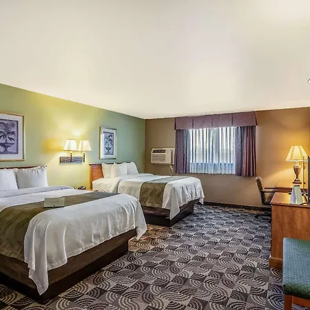 Quality Inn & Suites Hannibal West-2
