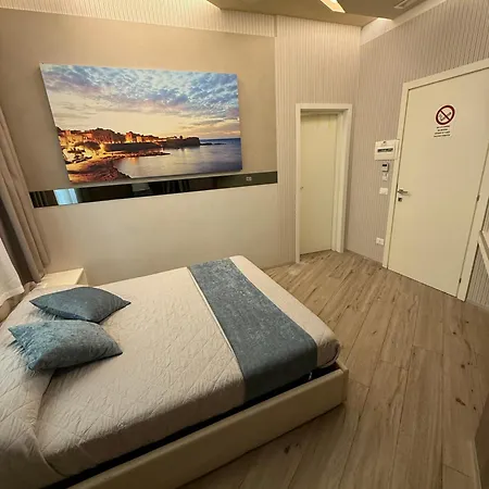 Th Luxury Rooms & Apartment-3
