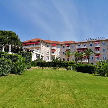 Grand Hôtel Les Lecques-3