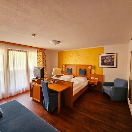 Hotel Mirabel-3