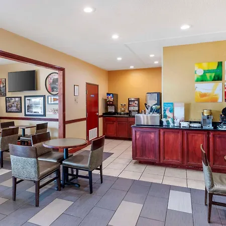 Quality Inn & Suites Wichita Falls I-44-2